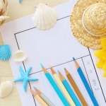 夏のイメージ（貝殻、ひまわり、色鉛筆、絵日記）