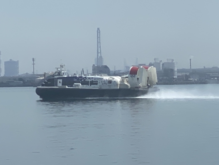 写真１１：海上